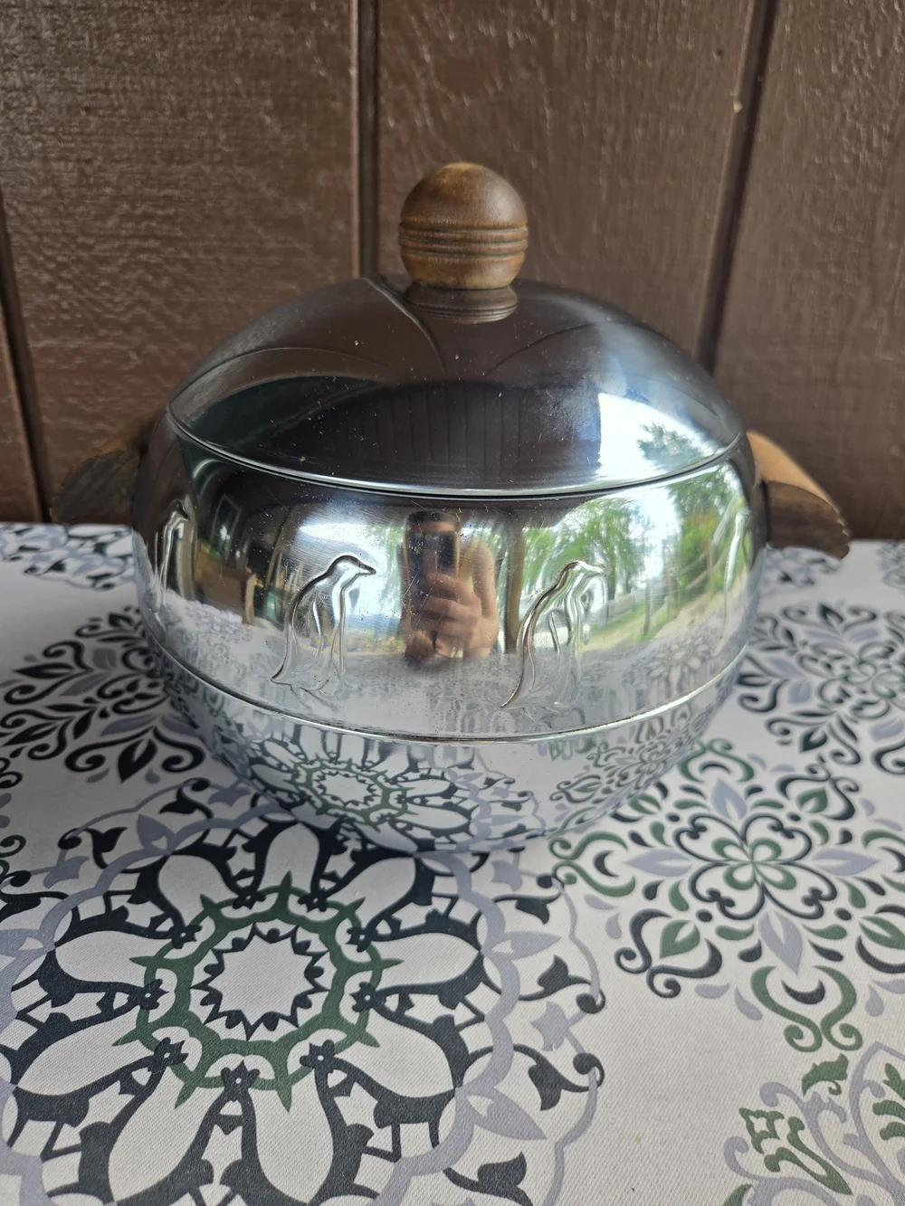 Penguin Motif On A Vintage Silver-Tone Hot Or Cold Bucket Server W/ Wood Handles